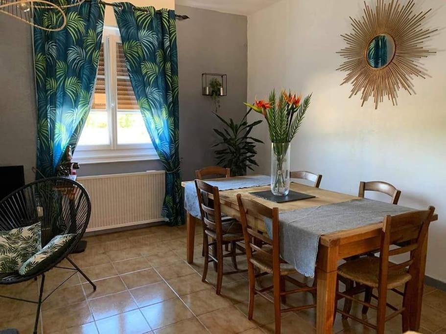Gite Des Huskys Villa Tonnay-Charente Buitenkant foto